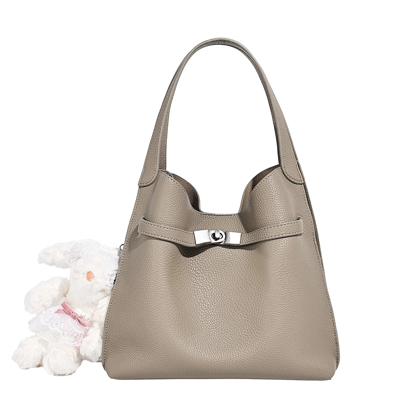 

Clean Interior Diaper Bag with Tidy Lining and Compartments Keeps Everything in Order All Day