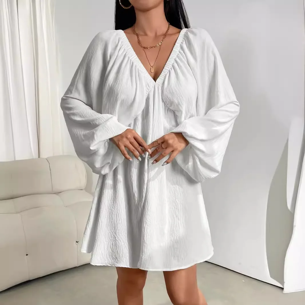 

European and American New Temperament Simple Deep V-neck Sexy Long-sleeved Bubble Sleeves Solid Color Pendulum Dress