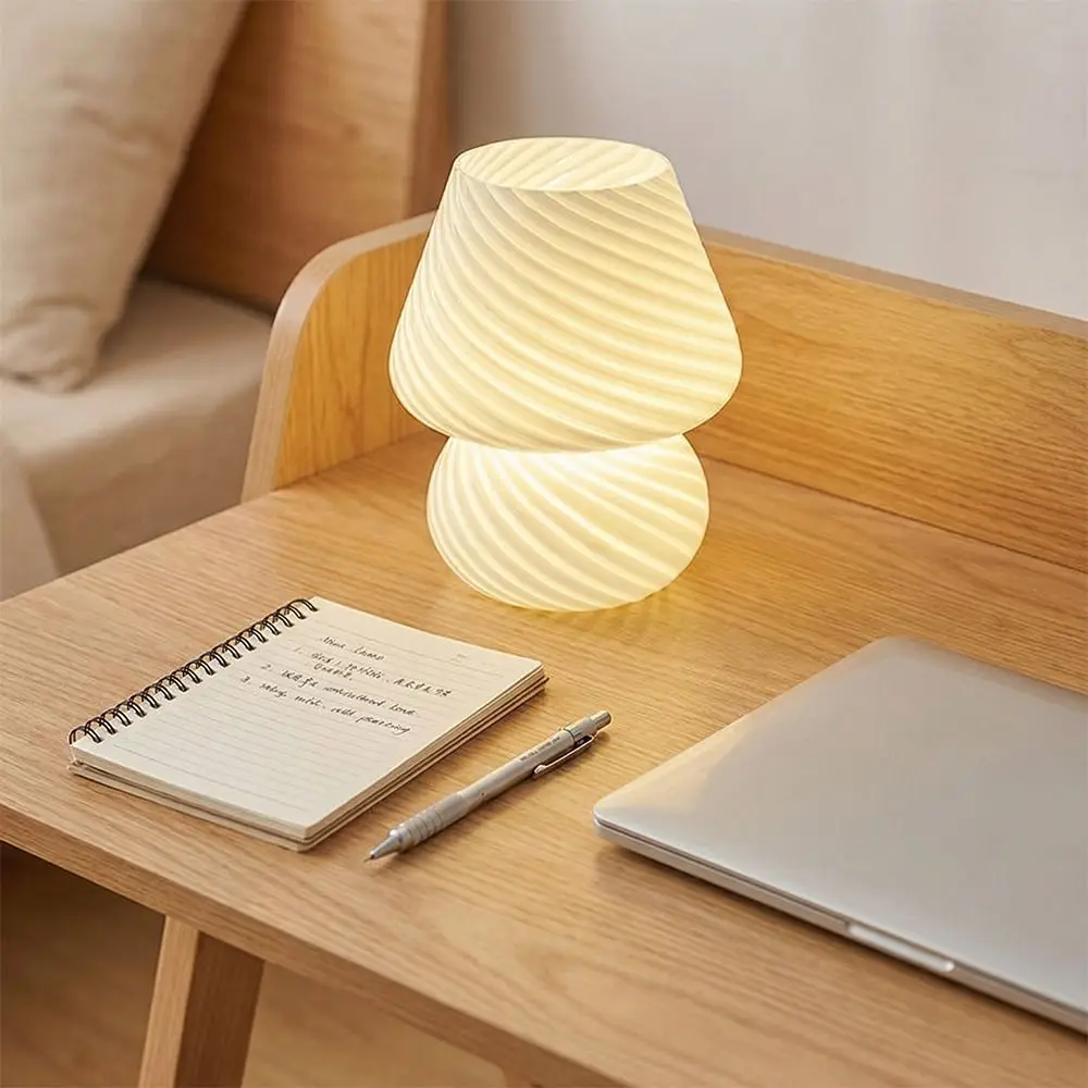 

Настольная лампа в стиле Ins: светодиодная лампа-гриб, полосатая стеклянная прикроватная лампа, прозрачная ночная лампа-гриб для спальни