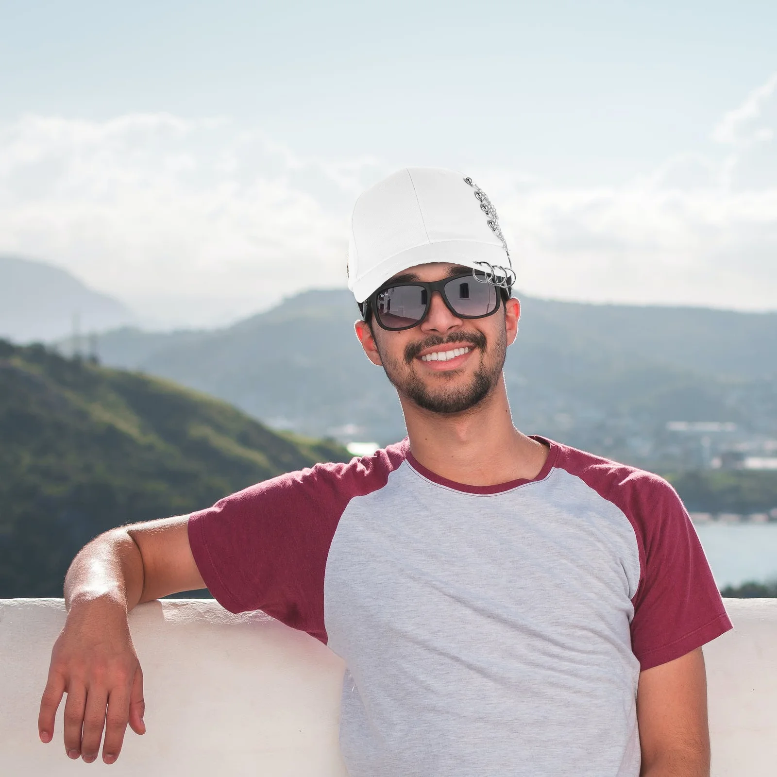 

Chain Design Peaked Baseball Cap White 55-59cm Premium Material Comfortable Breathable Fashionable for Outdoor Activities