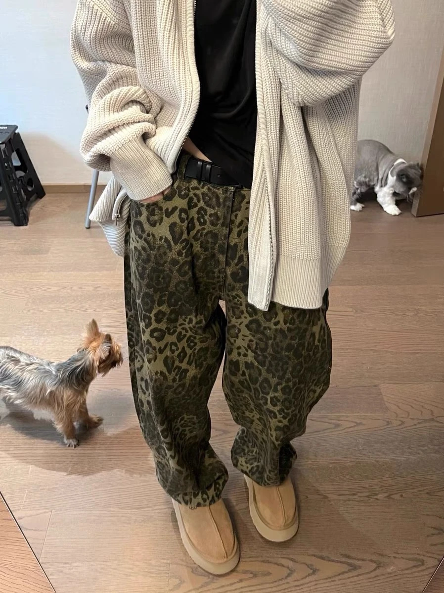 

Мужские джинсы с американским леопардовым принтом в стиле ретро, свободные широкие брюки, прямая повседневная рабочая одежда, дизайн Sensation, молодежная осень-весна