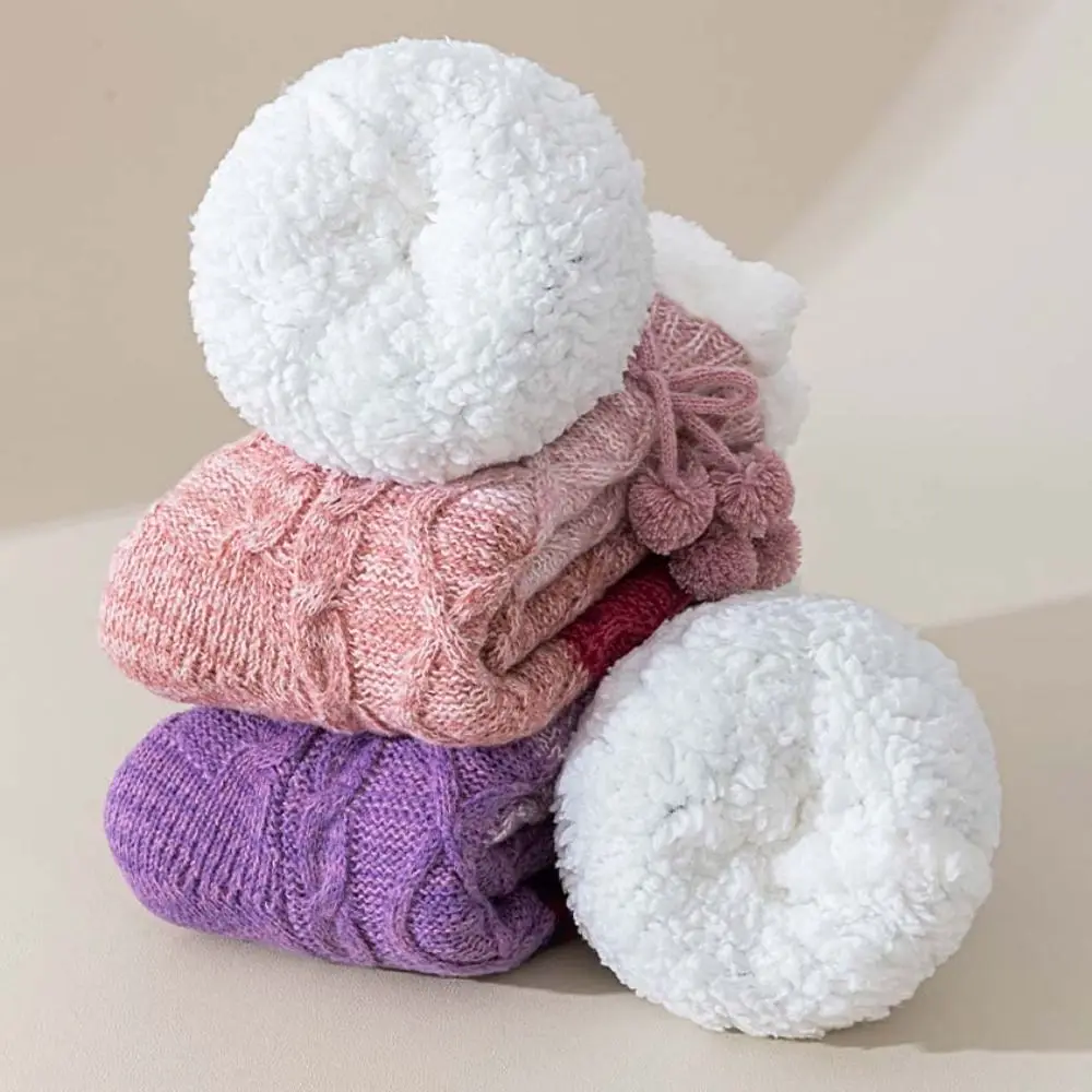 Mode Patchwork Dicke Thermische Socken Anti Slip Warme Plüsch Boden Socken Gestrickte Strumpfwaren Winter Streifen Socken Geschenke