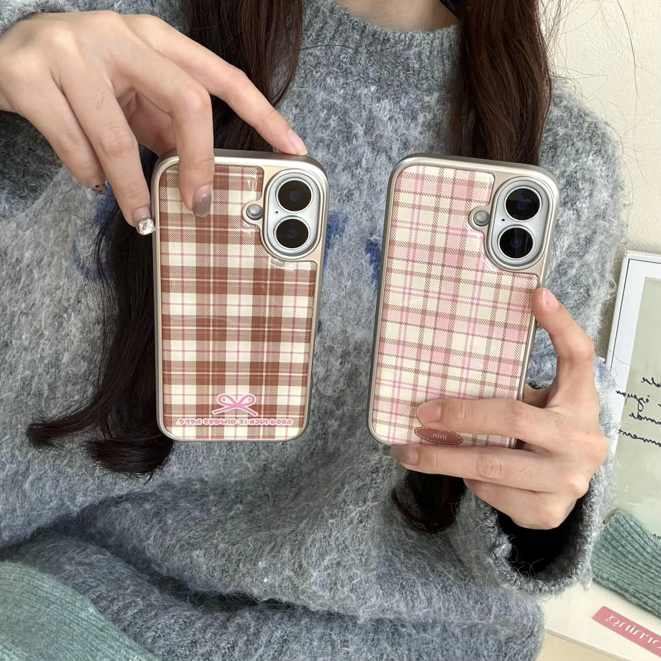 Korean Girly Checker Pattern Electroplated Frame Leather Texture Phone Case for iPhone 17 16 15 14 13 Pro Max Plus Back Cover - náhled 6