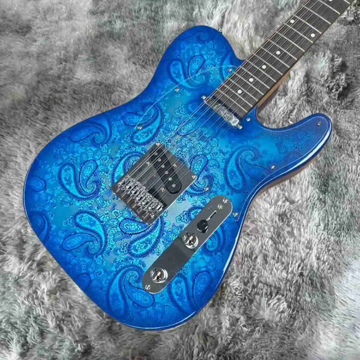 High Gloss Blue 12 Strings Electric Guitar with Single-coil Pickups, Rosewood Fingerboard