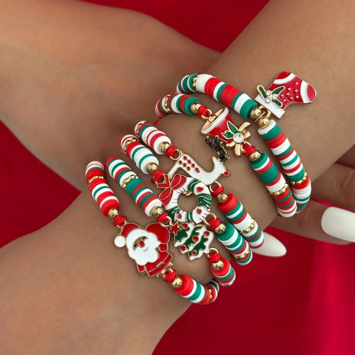 6Pcs/Set Christmas Bracelet for Women Santa Claus Elk Christmas Tree Socks Pendant Bracelet Adjustable Rope Chain Bangle