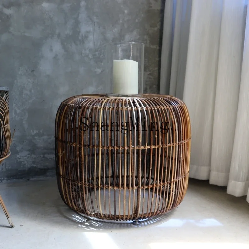 CL rattan art edge few corners rattan table B & B hotel style furniture