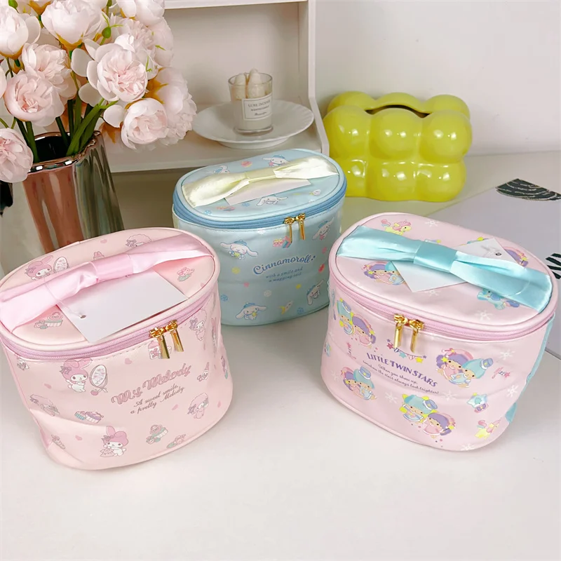 Bella custodia cosmetica in seta Sanrio My Melody Cinnamoroll piccola borsa a doppia stella borsa per cosmetici ad alta capacità ragazza studente