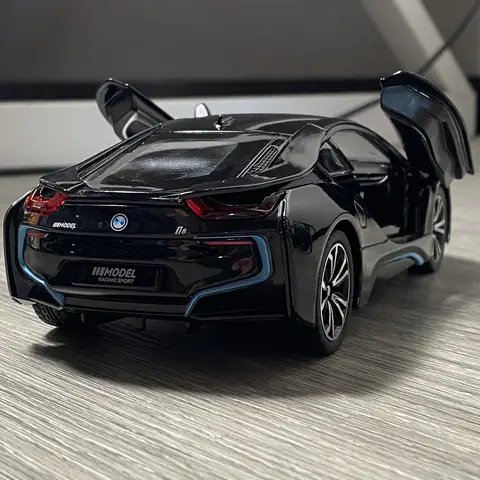1:22 BMW I8 Super Hybrid Coupe Legering Metaal Diecast Model Auto Hoge Simulatie Woondecoratie Ornamenten Geluid & Licht Vakantie Jongen