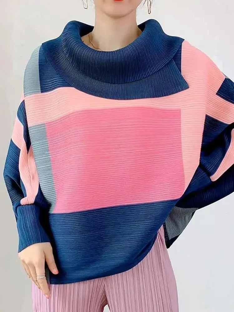Fashion New 2025 Pleated T-shirt For Women Laple Long Sleeves Loose Tops Color Block Female Clothing Spring OAKL