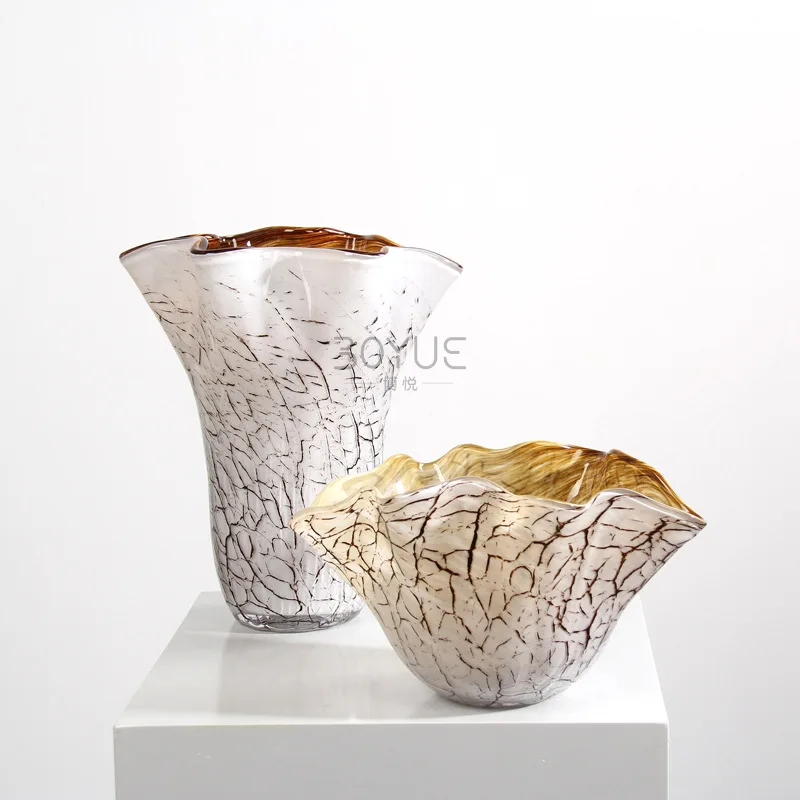 Foreign trade export entrance front desk petal stone pattern hollow beautiful store high-end art flower ware glass