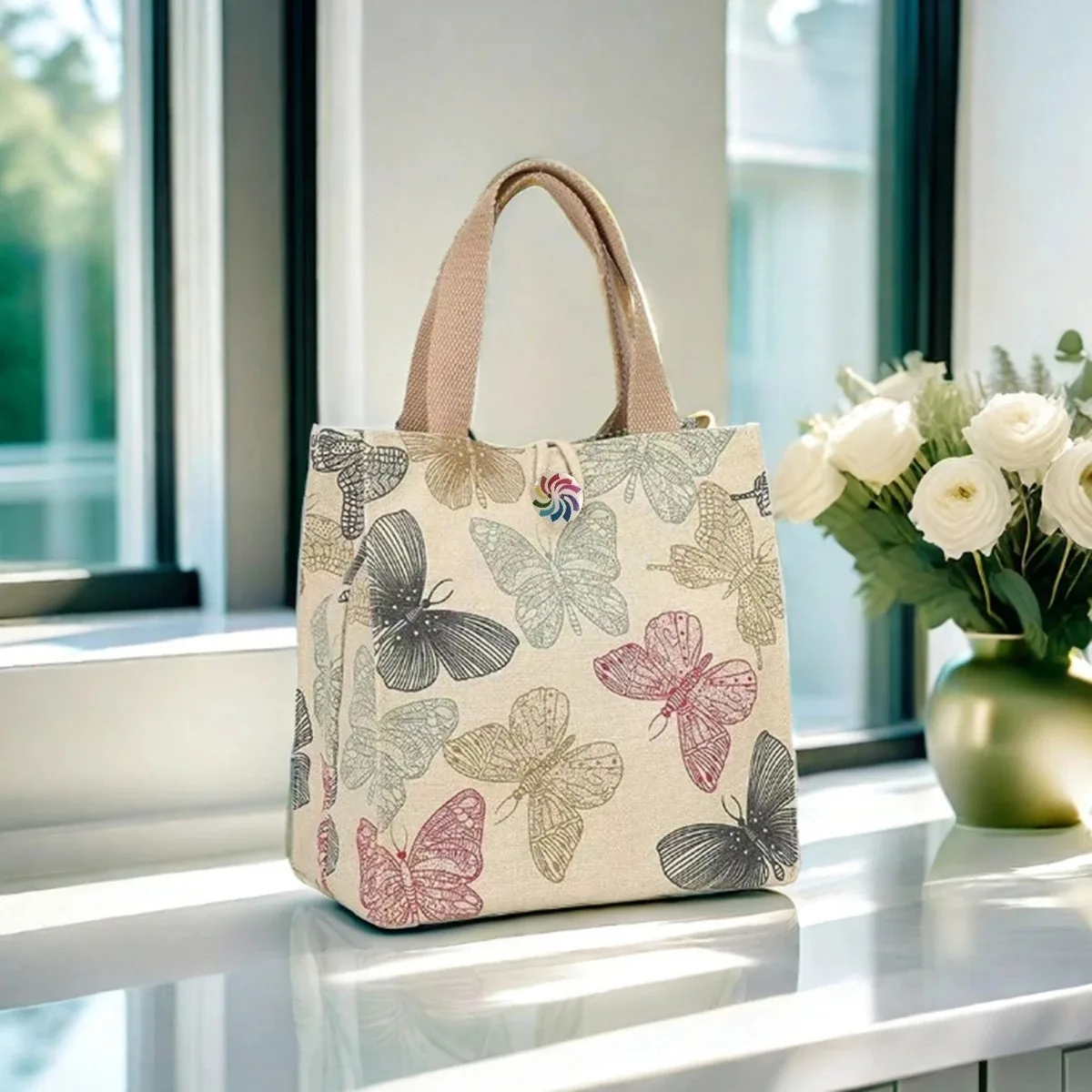 White canvas fashion delicate random butterfly print portable bento bag Fashion handbag tote bag one pack