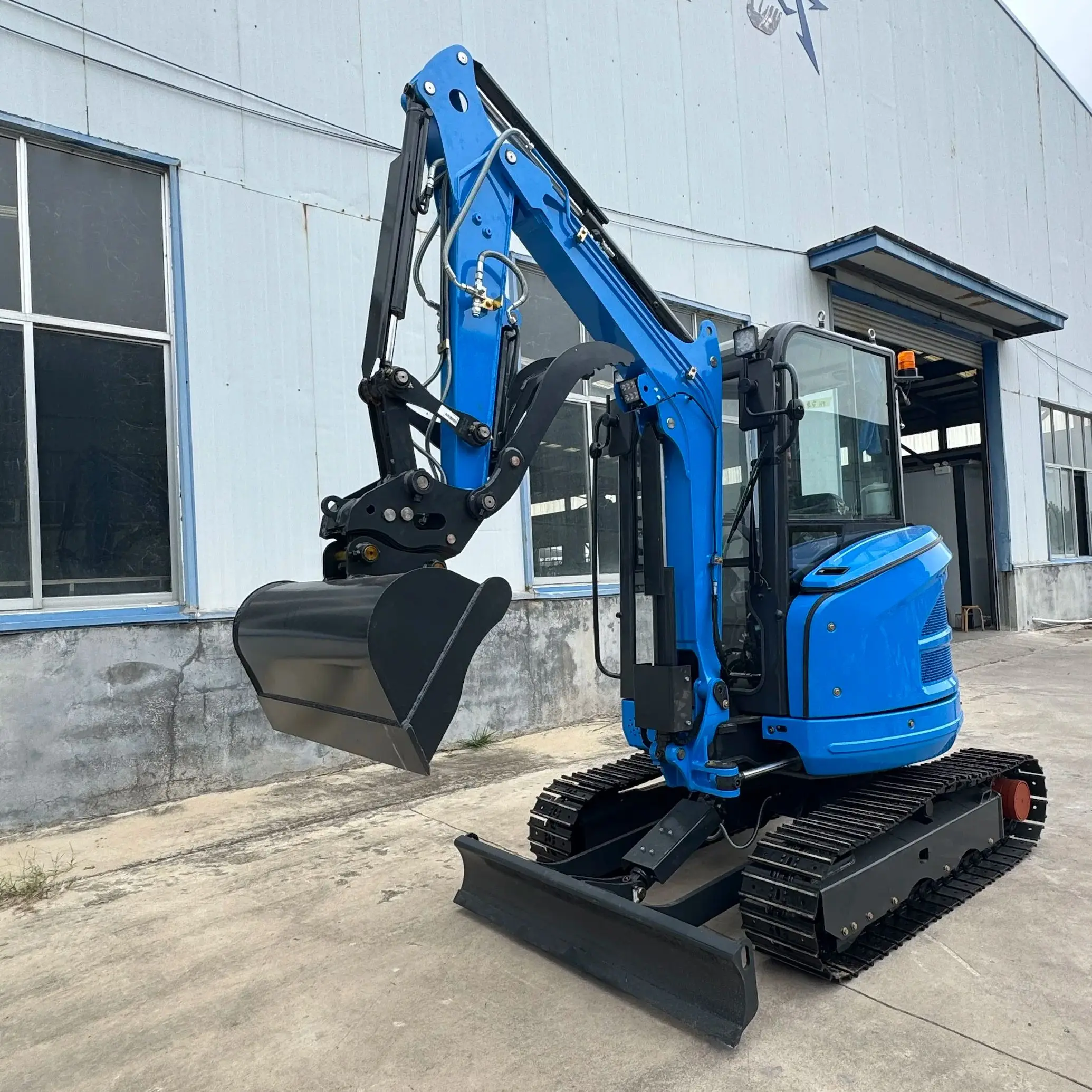 

EPA 2,6 тонны экскаватор Kubota трек тип 2600 кг мини-пакельная машина сельскохозяйственный мотор-редуктор доступен на продажу