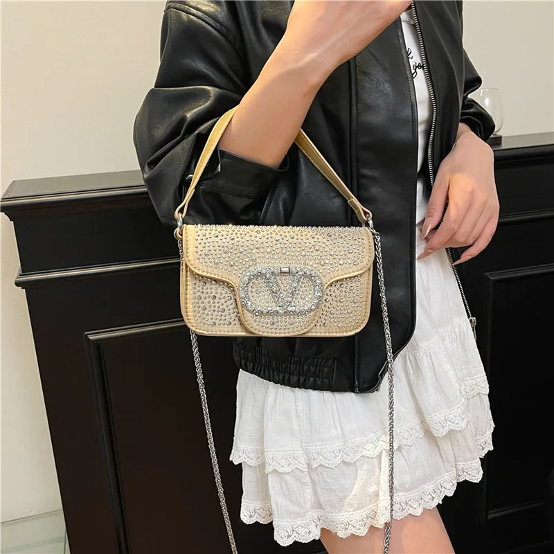 

‌New 2025 Designer Shoulder Bag - Sparkling Diamond Accent Square Purse, Versatile Chain Strap Handbag‌
