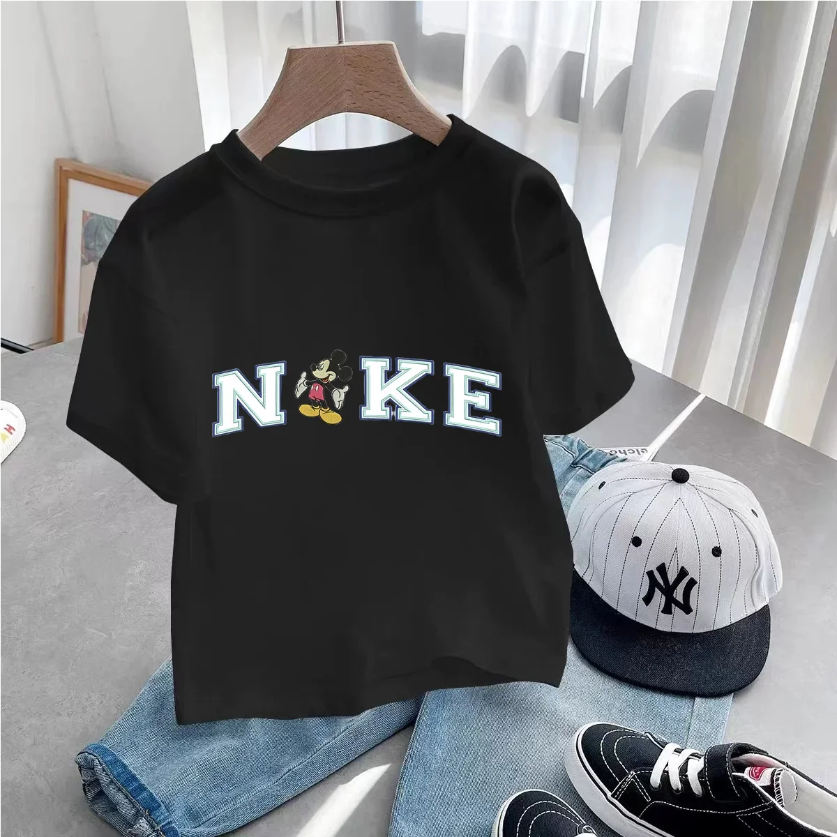 2024 New Disney Minnie Ka Wow Mouse Print Girls T-shirt Disney Cartoon Kids Short sleeved Summer Kids T-shirt Casual Girls Top