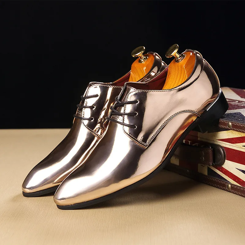 

2026 Fashion Trend Patent Leather Men Wedding Shoes Gold Blue Red Oxfords Shoes Designer Pointed Toe Dress Shoes Big Size 37-48