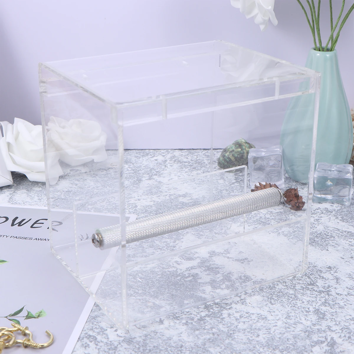 

Large Transparent Window Extra Thick Acrylic Tray With Divider Wild Suction Feeder For Finches Sparrows Outdoor Garden