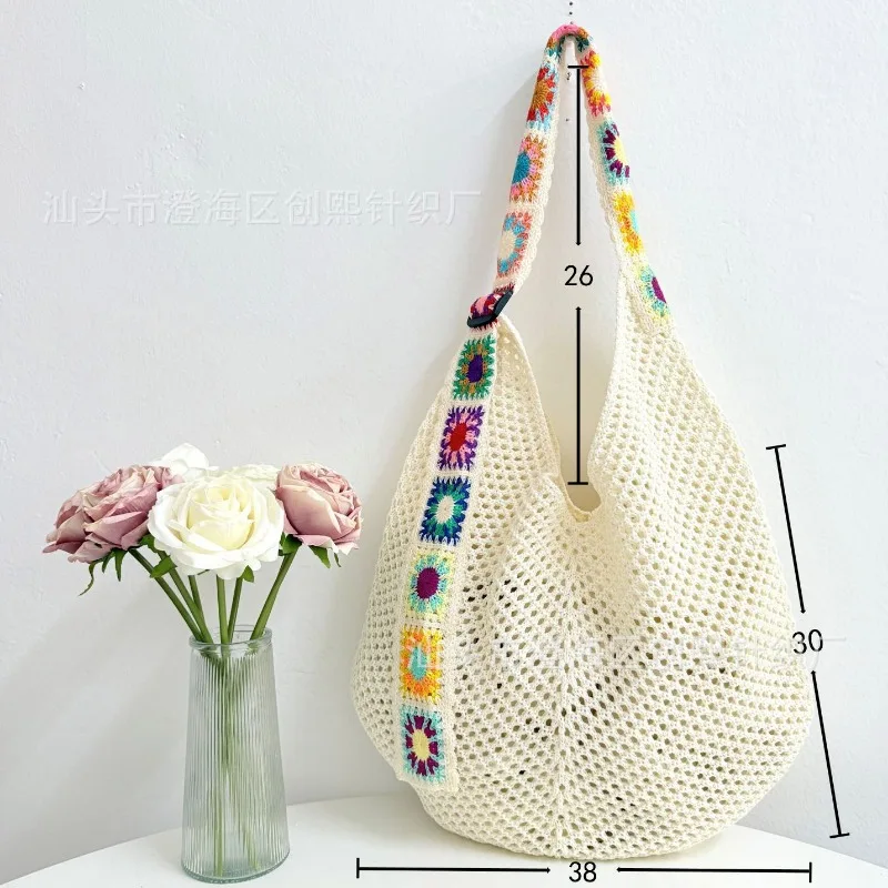 حقائب يد فاخرة مصممة حقائب كتف منسوجة للنساء سعة كبيرة لقضاء عطلة الشاطئ بوهو مطرزة بالزهور حقيبة كاجوال