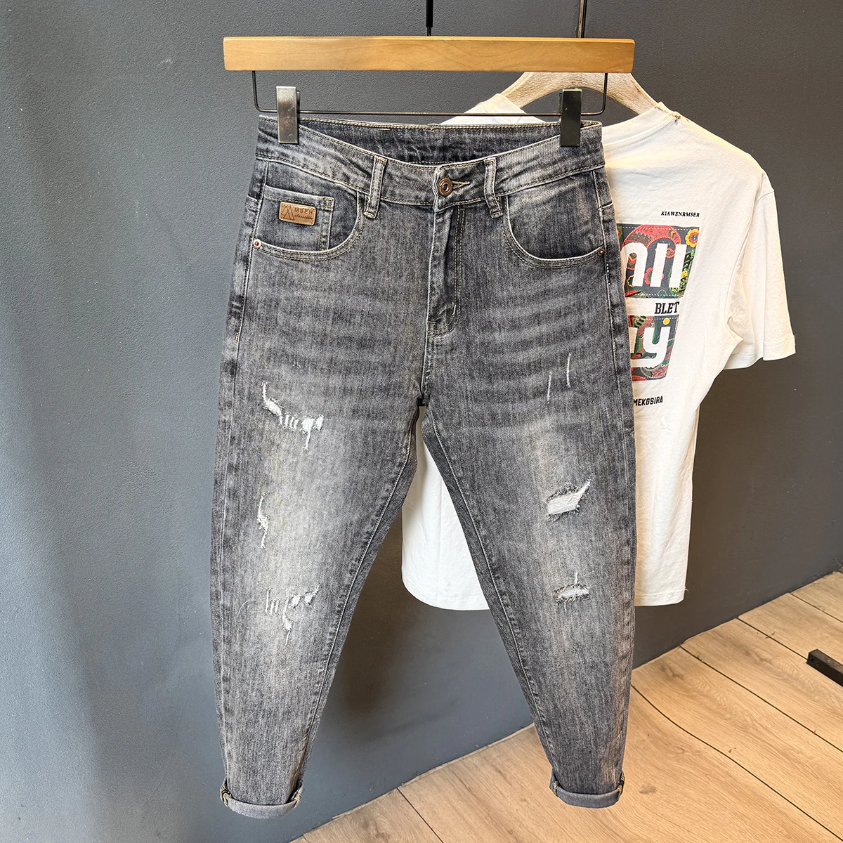 Calça jeans masculina fina de verão estilo harlan, nove peças, bordado, perfuração, slim fit, casual, mistura de aodão e po...