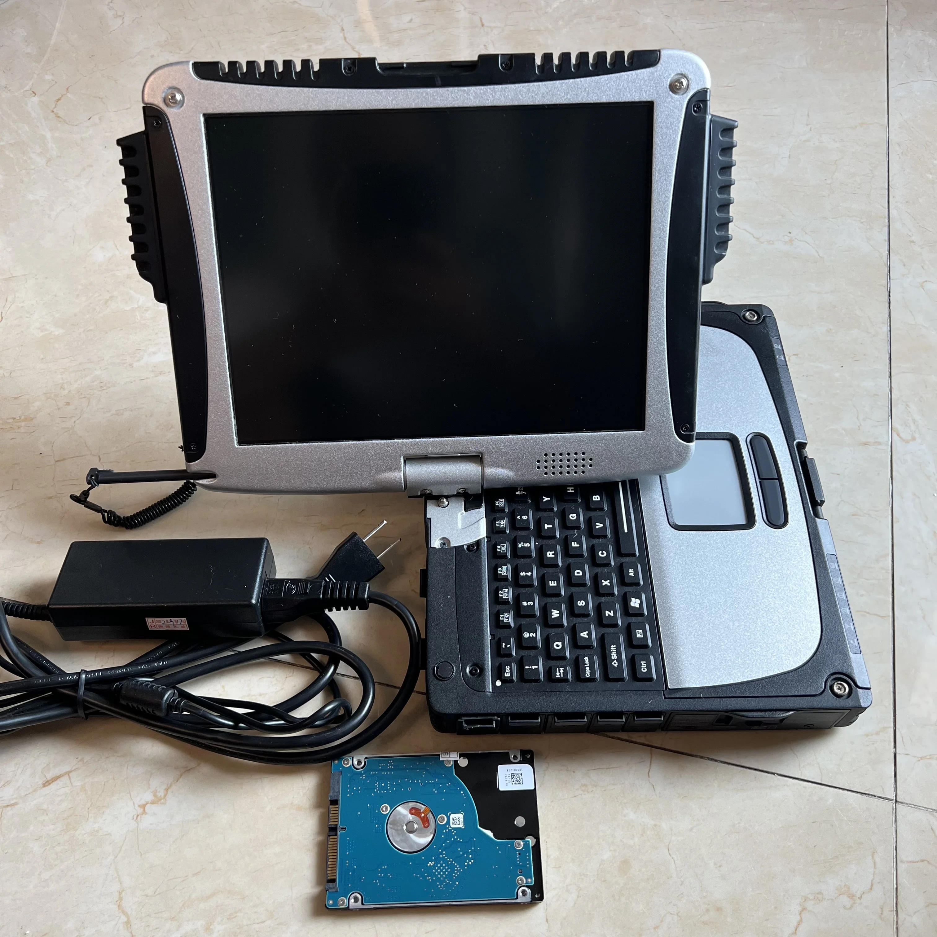 

V2014.12 MB Star Diagnostic Tool C3 с 5 кабелями для автомобильного сканера Mercedes, жесткий диск, установленный в военной жесткой книге cf19
