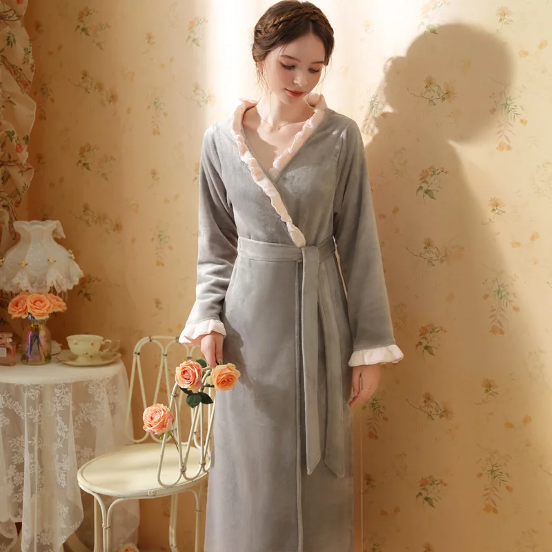 

Flannel Sweet Sexy Nightgown French Princess Long Sleepwear Coral Fleece Nightgown Autumn Winter Thickened Bathrobe Home Clothes