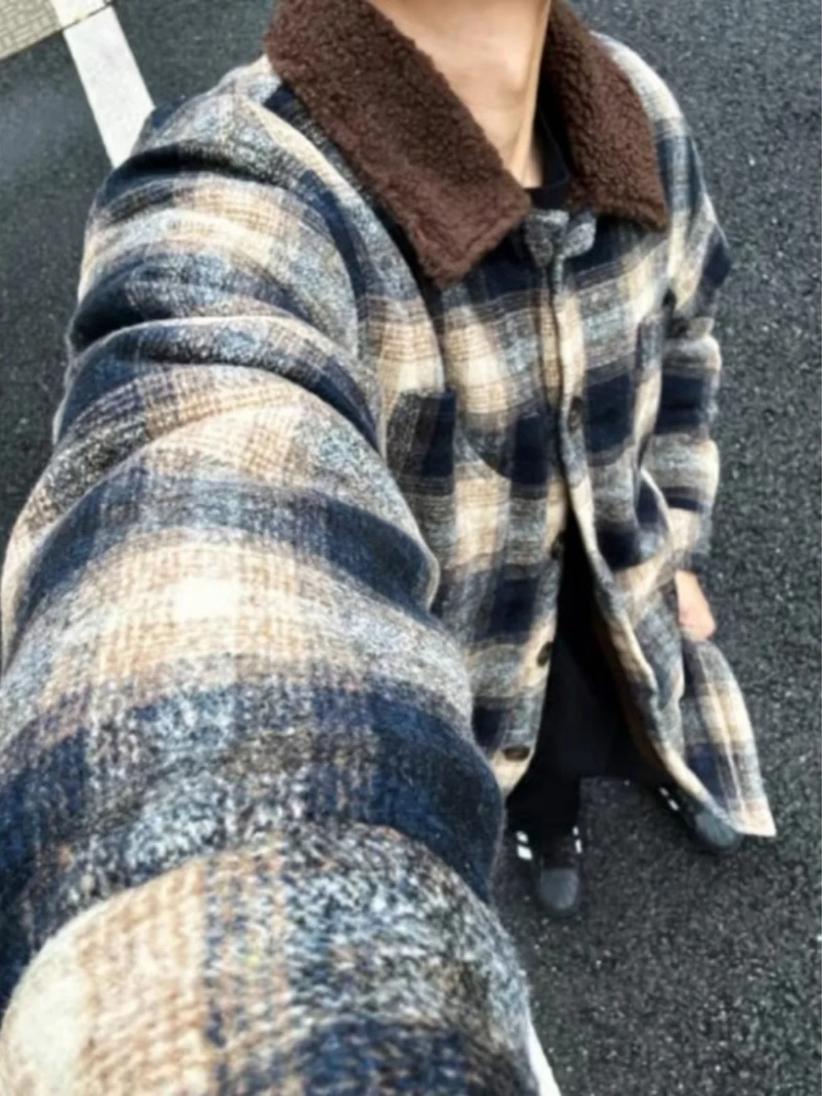 

American Retro Woolen Coat Men's Autumn Winter Thiened Warm Lamb Velvet Cotton Jaet Cheered Workwear Sle Zipper Closure