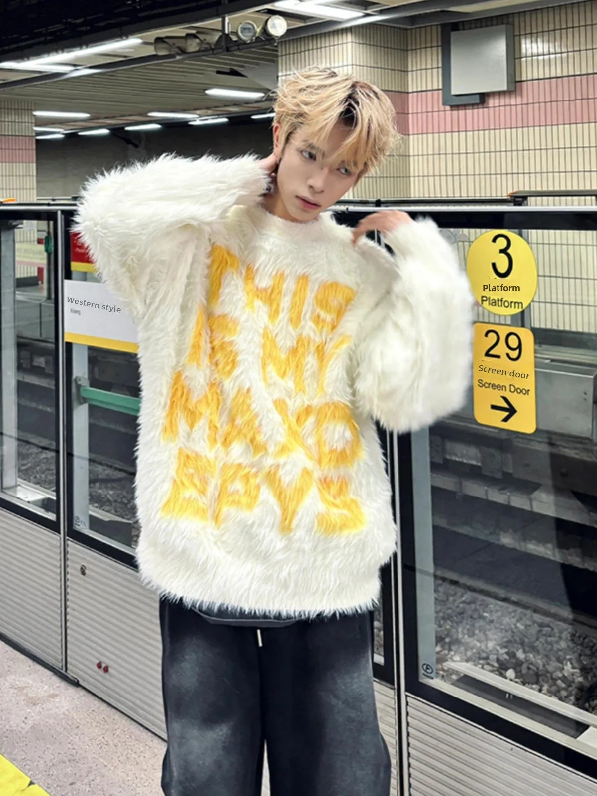 

Мужской свитер из белого меха норки с круглым вырезом, осенне-зимний, с вышивкой букв, в американском стиле, модный, базовый трикотаж, повседневный, свободного кроя