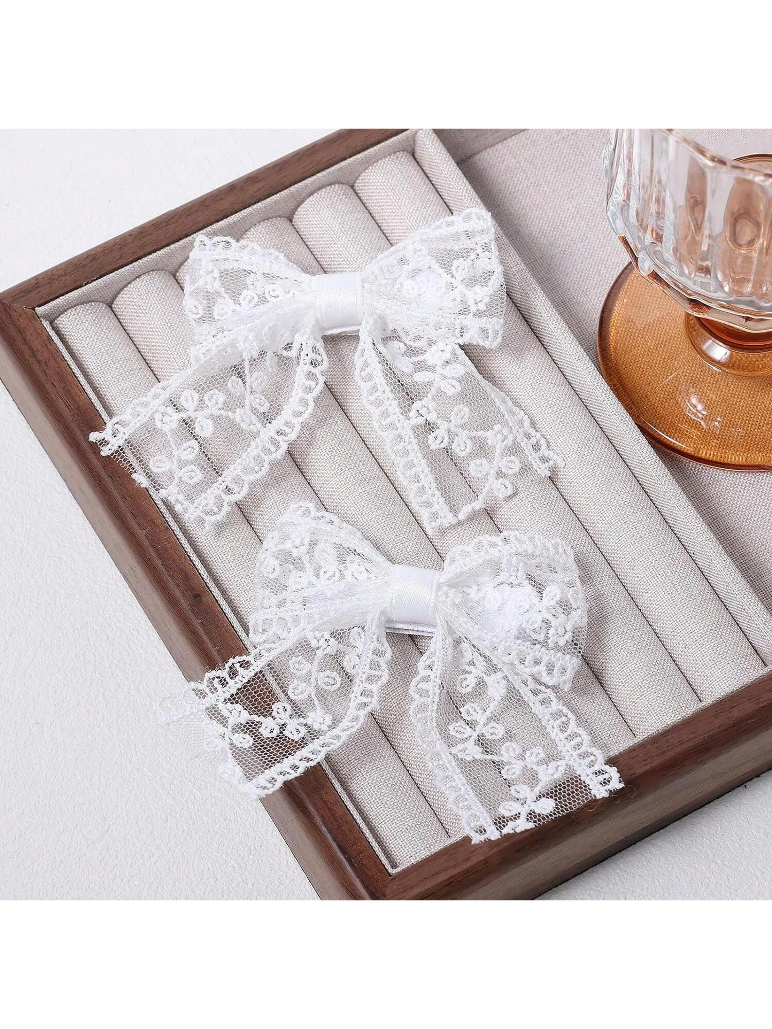 2 white lace bow hair clips with long tail ribbon bow Alligator hair clips Birthday party dress decorative accessories gift