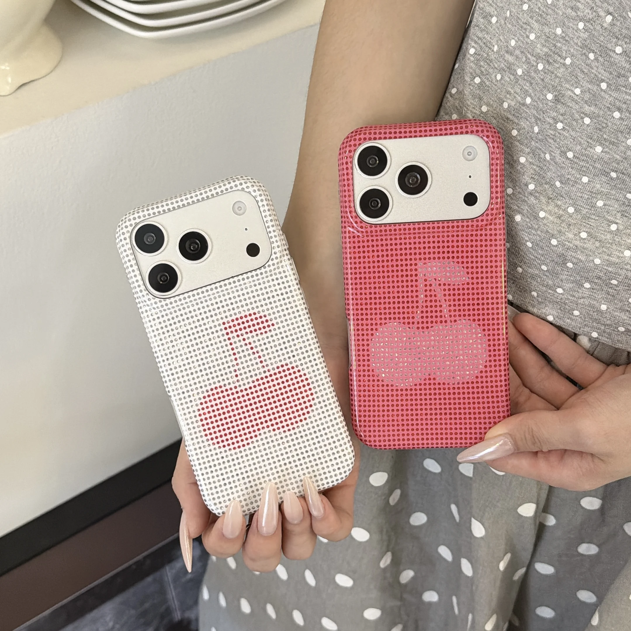 Korean Grid Texture Cherry Print Phone Case For iPhone 15 16 17 ProMax 2 Colors Large Window Glossy Shockproof Hard Cover