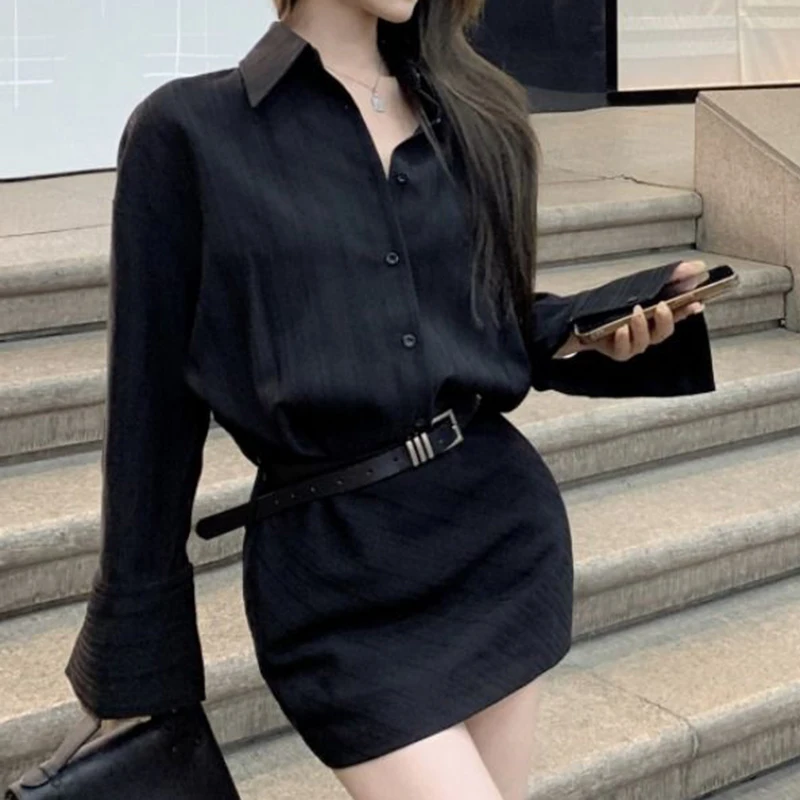 

Black collar long sleeved shirt dress, women's autumn and winter high-end dress, waist belt, waist bag, hip short skirt