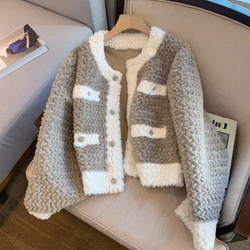 

Contrasting color fluffy jacket autumn and winter celebrity knitted foreign style thickened top loose plush jacket