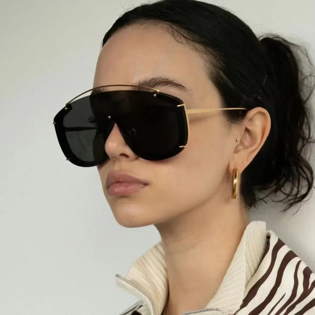 2024 Fashion Modern Oversized Sunglasses For Women Hot Quality Vintage Siamese Square Frame Sun Glasses Luxury Dedigner Ins Tren