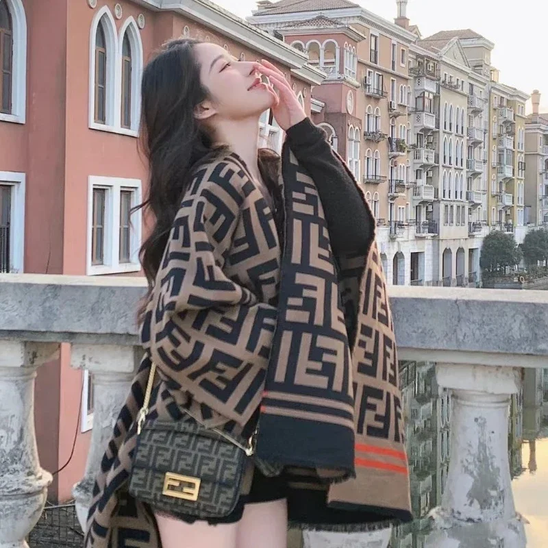 Bufanda de Cachemira de imitación de letras clásicas para mujer, marca de lujo, doble cara, gruesa, cálida, chal grande, versátil, moda de invierno