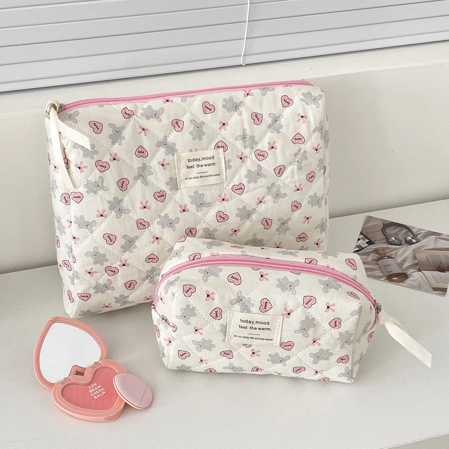 Cartoon Rabbit College Girls Cosmetic Bags Sweet Love Heart Women's Travel Storage Bag Portable Female Makeup Case Handbags