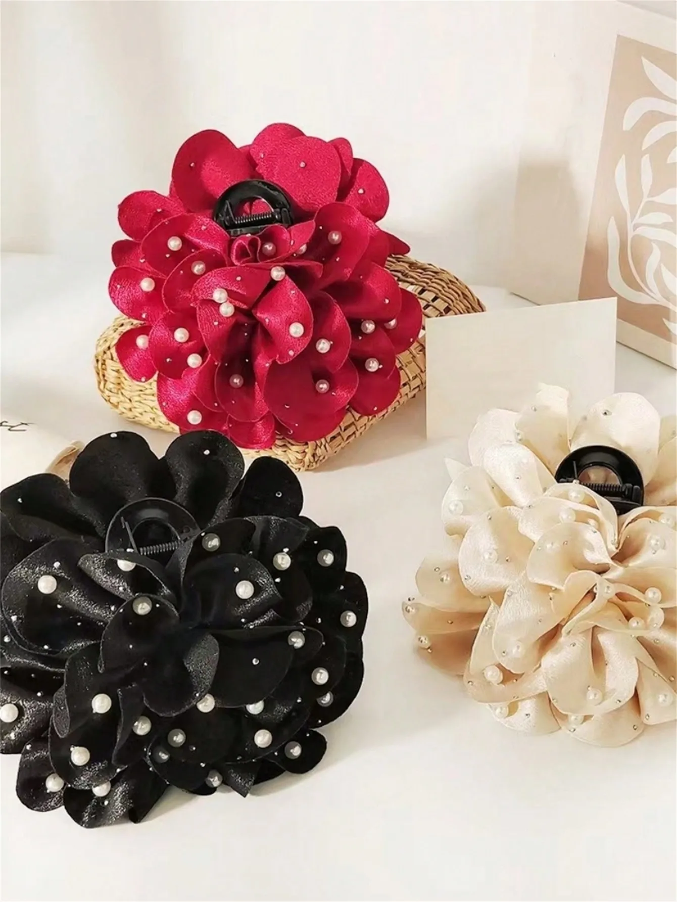 1 women\'s spring new beads full of Stars large elegant flower grab clip hair clip hair accessories net red ponytail hair clip