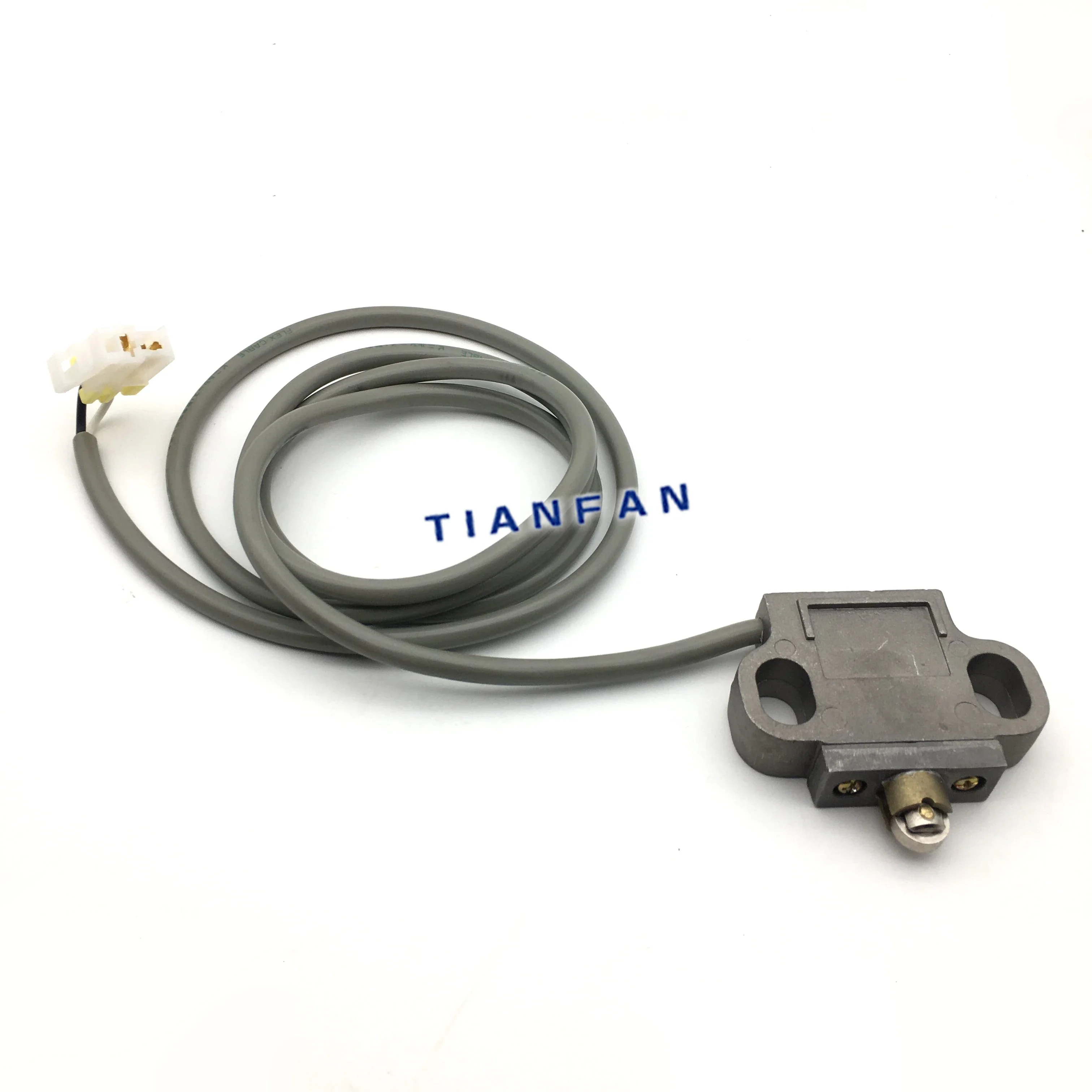 For excavator Komatsu PC60 100 120 200-5 walking pressure switch sensor stroke sensor high quality