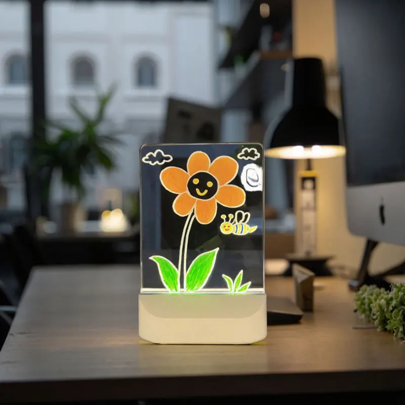 لوح مسح جاف من الأكريليك مع مذكرة ملاحظة مكتبية شفافة خفيفة وقابلة لإعادة الكتابة على شكل ليلي لوحة رسائل مضاءة للعمل في الدراسة المنزلية