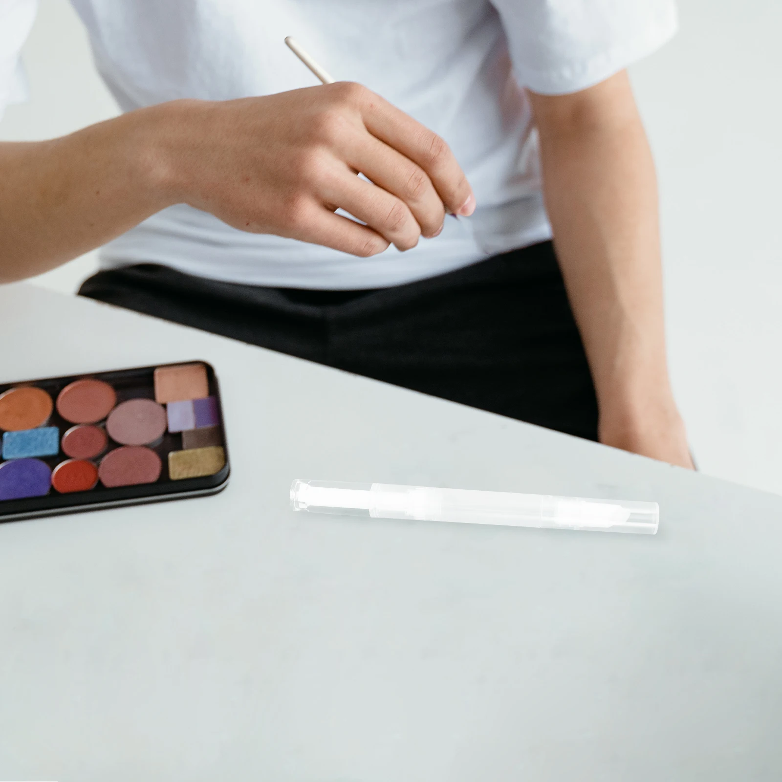 

Liquid Foundation Dispenser Empty Twist Disposable Nail Oil Cuticle Lip Gloss Tubes Transparent