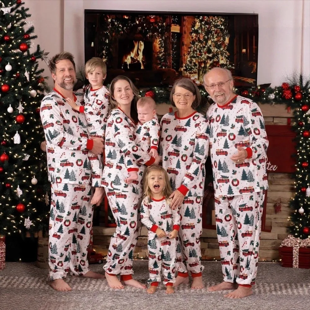 

New Christmas Family Matching Outfits Cotton Cartoon Print Christmas Pyjamas Set Xmas Tree Garland Top+Pants Dad Mom