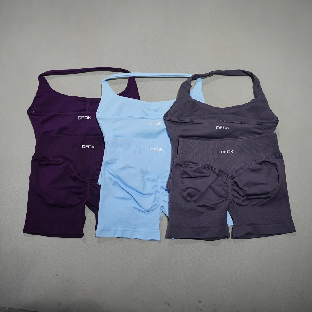 DFDK Conjunto Deportivo de 2 Piezas para Mujer: Top de Yoga sin Espalda y Shorts Ajustados de Cintura Alta Sin Costuras para Fitness y Entrenamiento