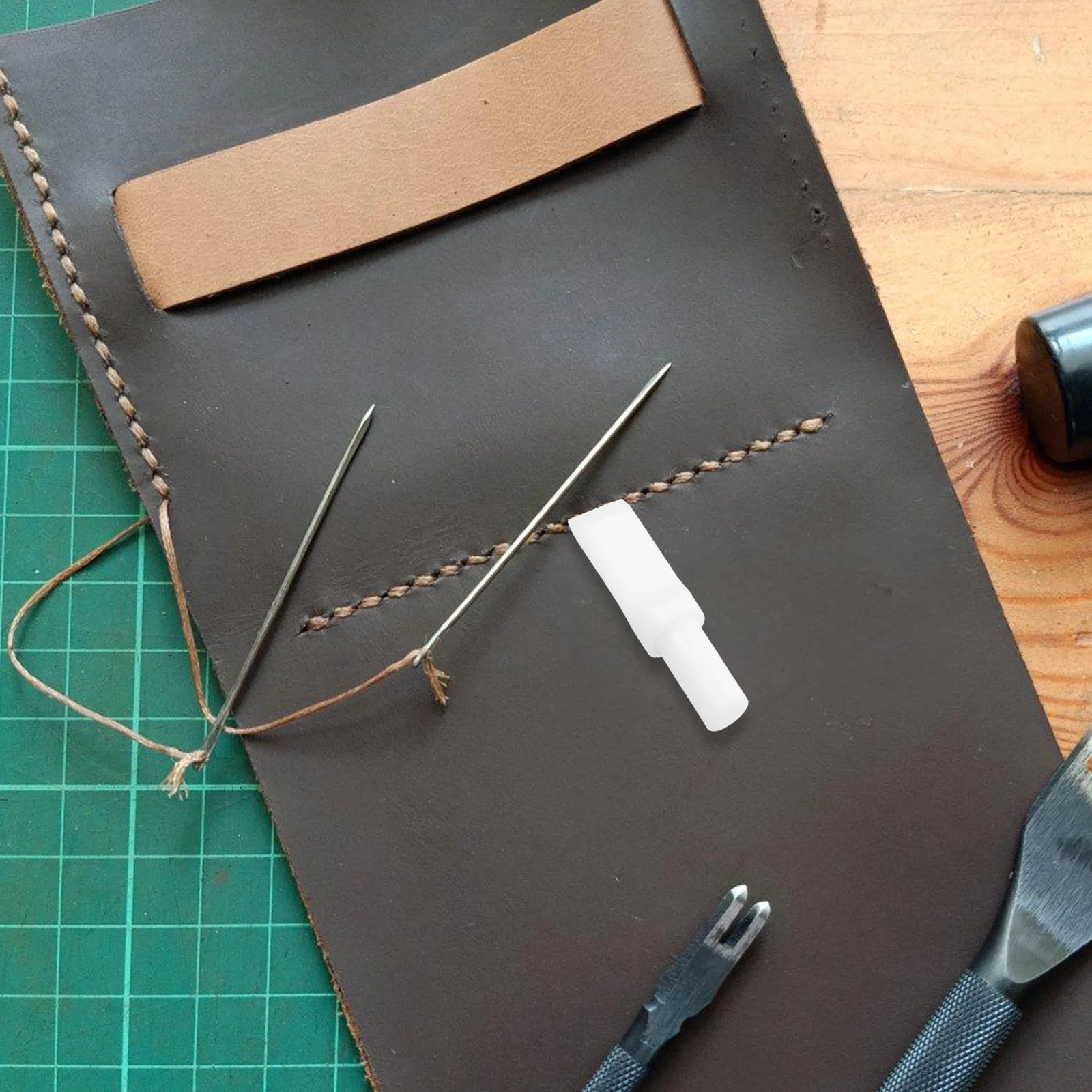 

DIY Crafting Tool Ceramic Swivel Knife Rotating Carving Cutter Blades Ergonomic Handle for Leatherworking