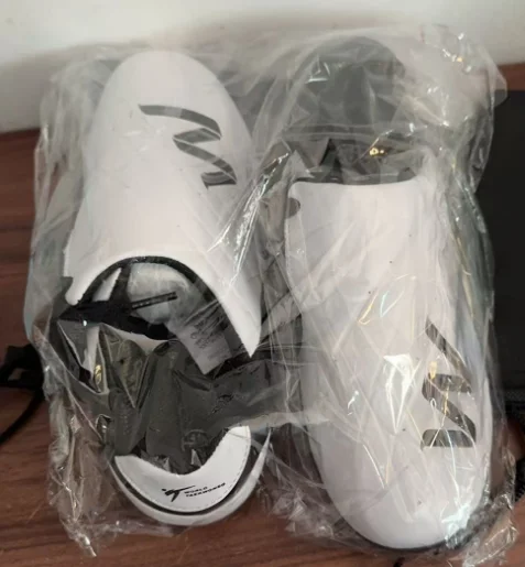 

Hot Sale 2025 Best-Selling Lightweight Breathable Outdoor Martial Arts Shoes Durable Tai Chi Shoes Martial Arts Shoes