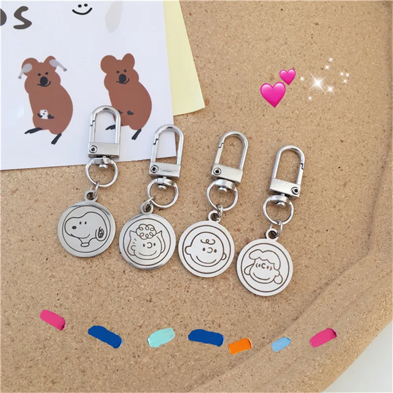 Miniso Creative Snoopy Keychain Non-fading Couple Pendant Jewelry Accessories Gift Kawaii  Anime Accessories Toy