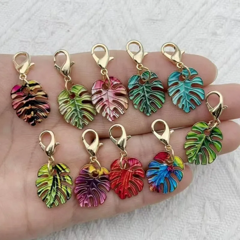 10pcs cross-border hot selling drip oil colored leaf keychain Bohemian style beach leaf pendant hanging accessories manufacturer