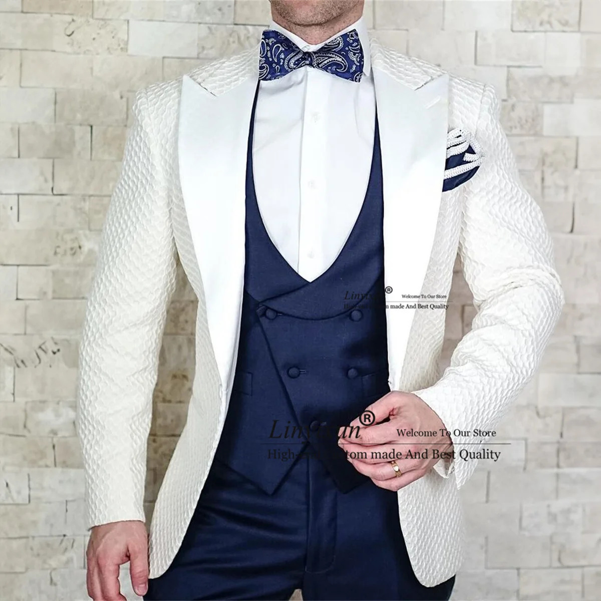 

Classic Wedding Suits for Men Peak Lapel Groom Tuxedo 3 Pieces Set Fashion Male Prom Blazers Groomsmen Terno Masculinos Completo