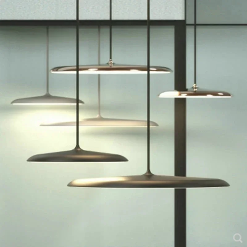 

2025 Nordic Simple Pendant Lamp Iron Paint Creative UFO Personality LED Macarons Color Single Head Bedside Lighting Lamp