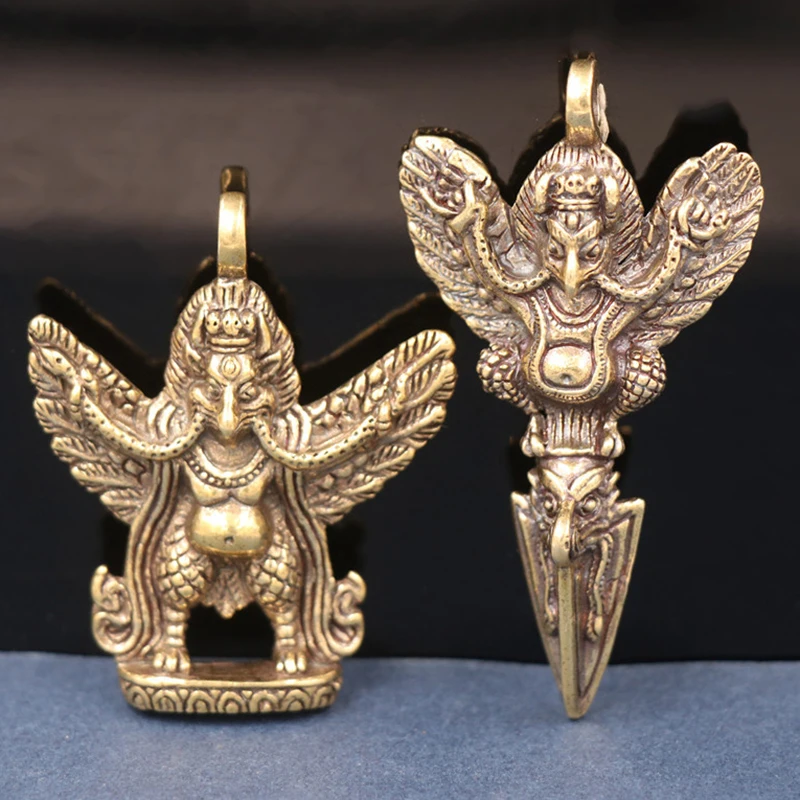 Golden Winged Roc Bird Vajry Pestle Pendants Keychains Copper Buddha Statue Ornament Hanging Pendant Amulet