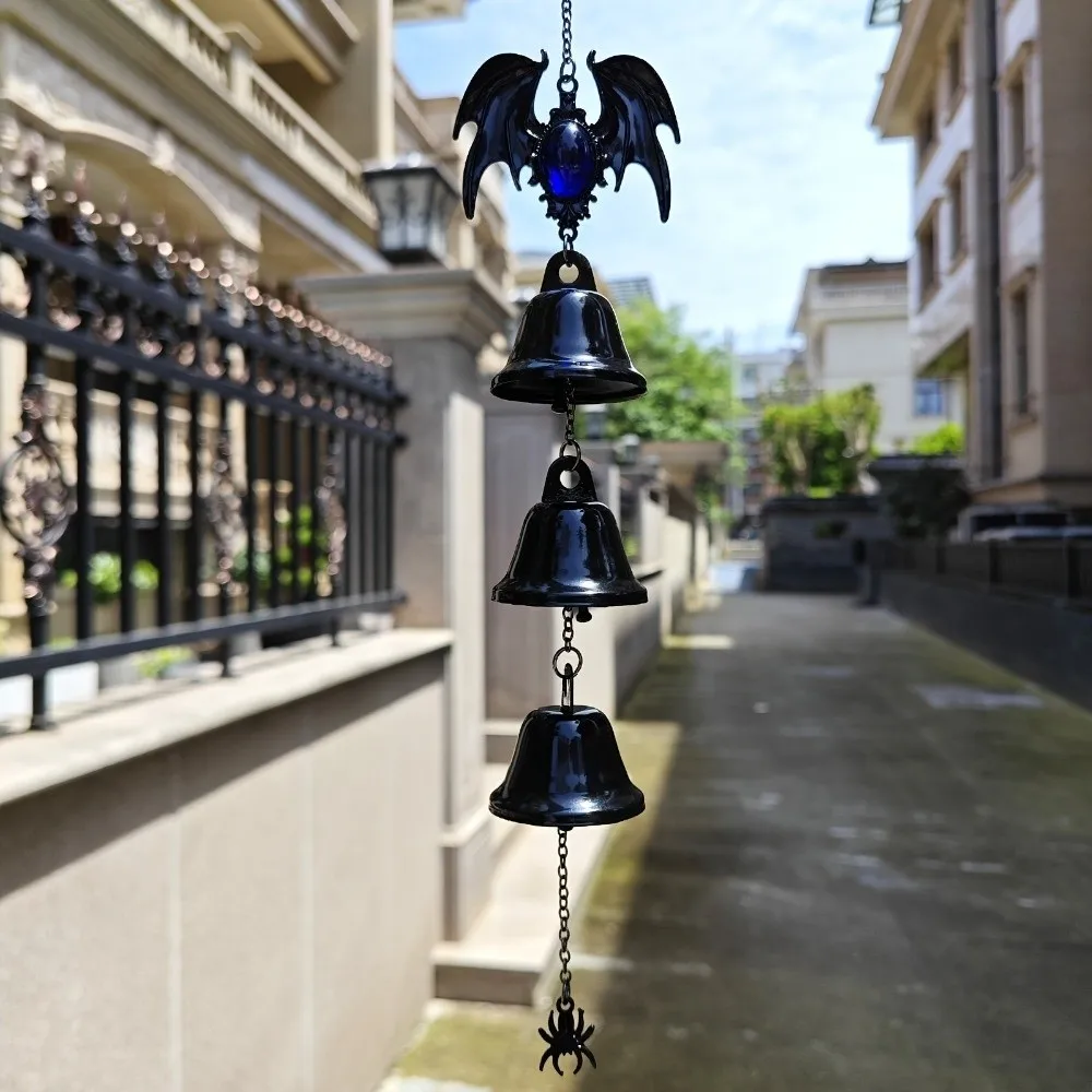 Dark Style Halloween Bat Wind Chime Vintage Funny Gothic Metal Wind Chime Fade Resistant Waterproof Bat Gemstone Pendant