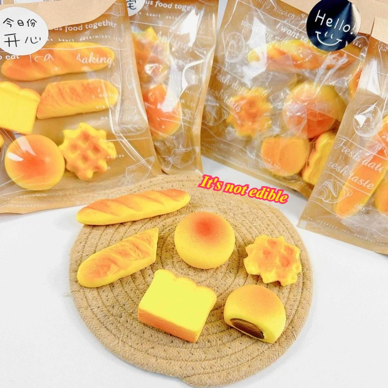 1pcs Home Simulation Food Play Bread Stress Relief and Release Pinch Music Stress Relief Tool Slow Rebound Fake Food Prop Model