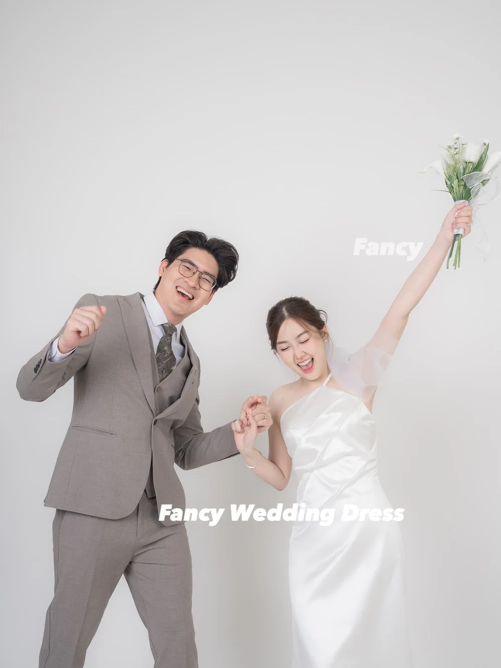 Fancy Simple Korea A Line Wedding Dress Photography Soft Satin Sleeveless Bridal Gown Back Corset Evening Dresses Customized