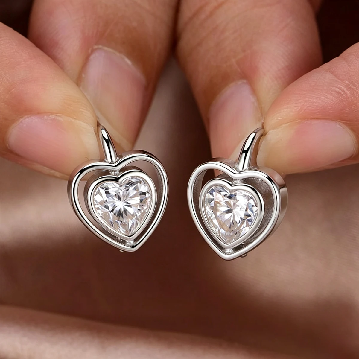 S925 Silver Plated 18K Platinum Heart-shaped Moissanite Diamond Double Heart Earrings 1.2ct * 2